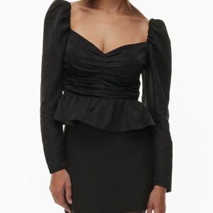 NWT Aritzia Wilfred Marilyn top in black